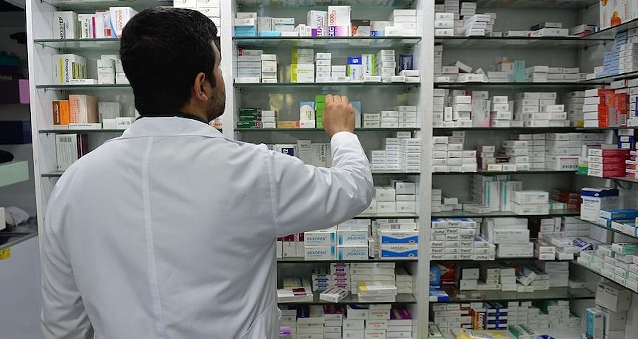 ilac krizi derinlesiyor UMkM5ZSa.jpg