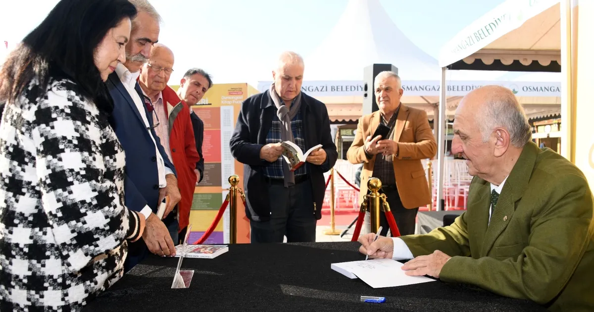 bursa osmangazi edebiyat ile nefes aliyor zWWIhiIe.webp