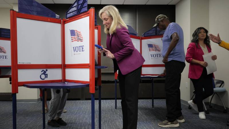 secilmesinin uzerinden 1 yil gecti trumpin ilk buyuk sinavi bugun secim sonuclari abdye dair ne soyleyecek cumhuriyetcileri ne bekliyor hudziBYs.jpg