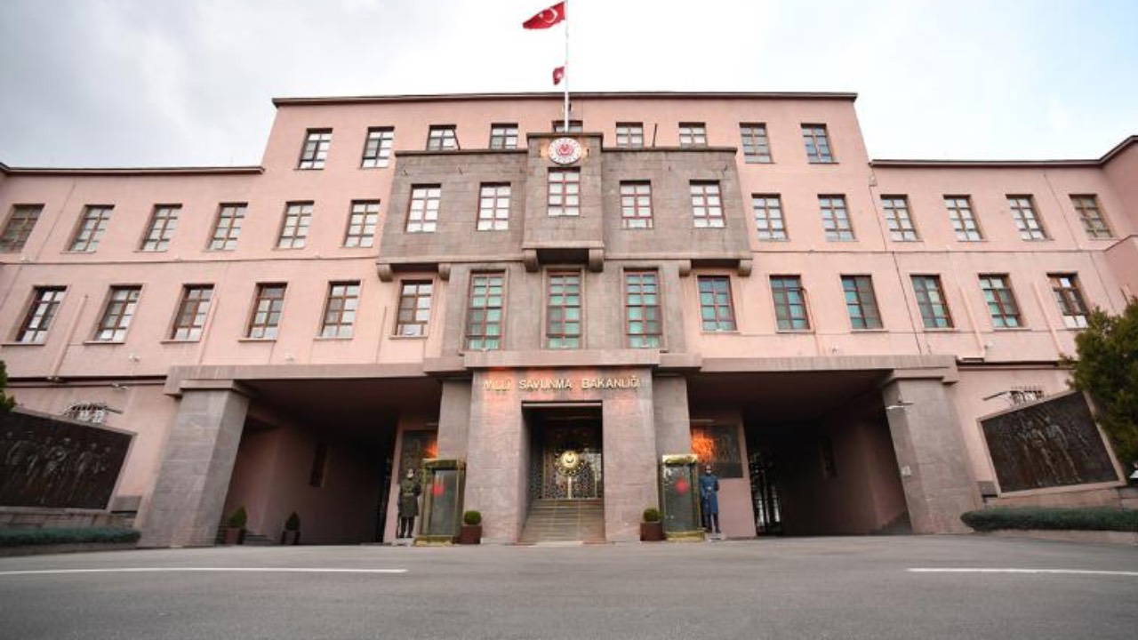 Kamu Görevlilerinin Merkeze Çekilmesi: Anlamı ve Nedenleri