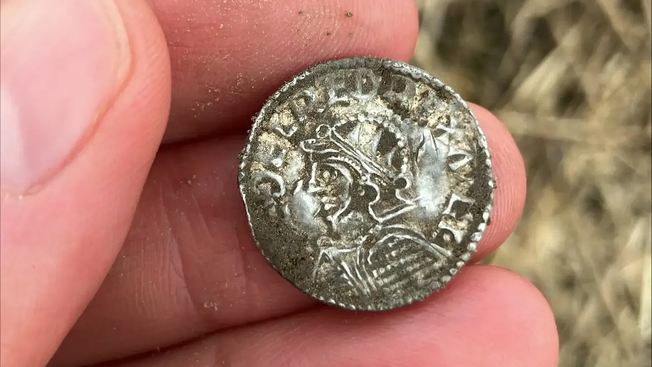 Norveç’te Viking Dönemi’ne Ait Dev Gümüş Define Gün Yüzüne Çıktı